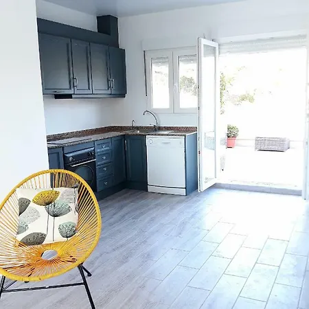 Villa Fabulous Detached Large 5 Bedrooms 3 Bathrooms Backing Onto Golf Course *